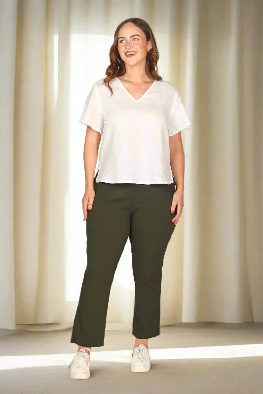 Anniversary Sale Regular Length Stretch Capri Pant in Bottle Green