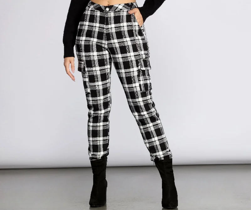 Early Access Plaid Chain Link Cargo Pants
