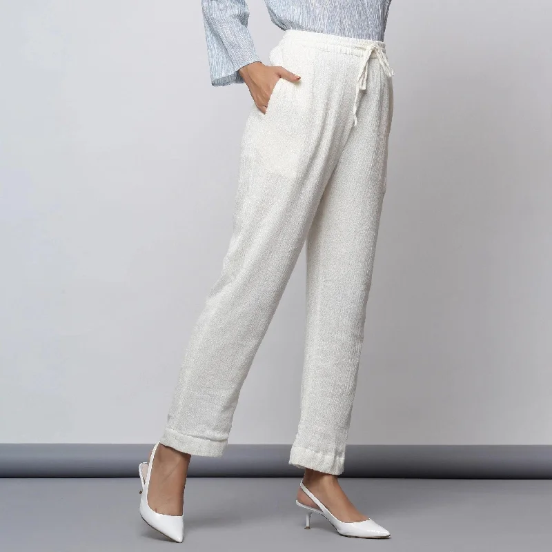 Unbeatable Deal Off-White Crinkled Cotton Elasticated Mid-Rise Tapered Pant