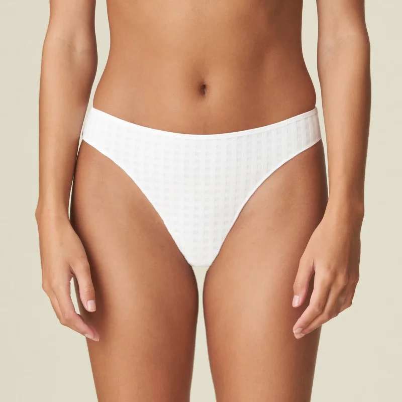 Incredible Offers Avero Thong | White