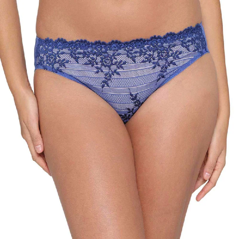 Blowout Deals Embrace Lace Low Waist Medium Coverage Bridal Wear Lace Bikini Panty - Dark Blue
