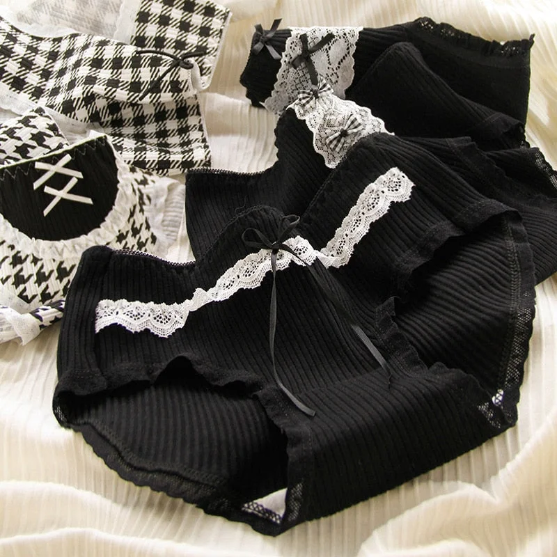 Weekend Deals That Spark Black Cotton Plaid Undies