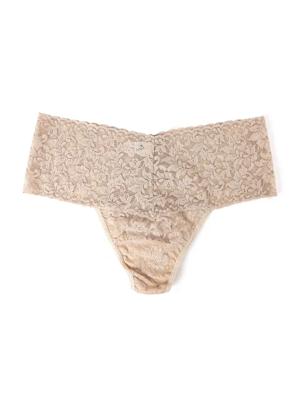 Weekend Offers That Delight Plus Size Retro Lace Thong Chai