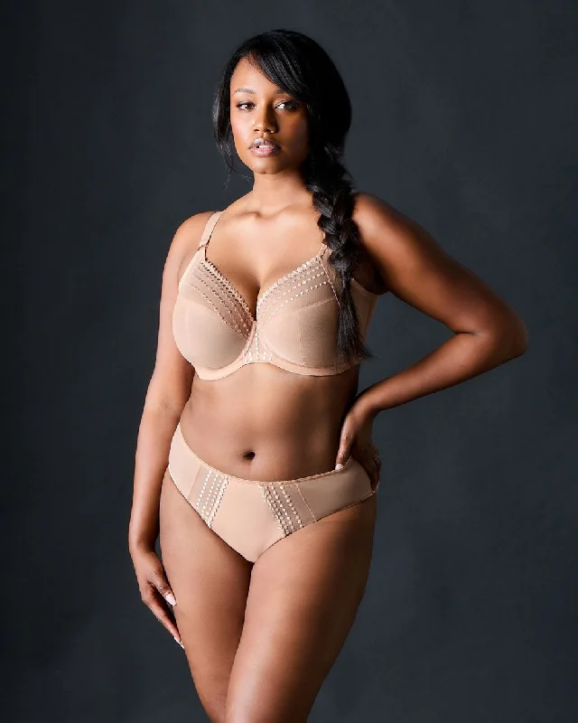 Deal of the Week Matilda Underwire Plunge Bra