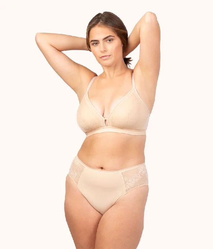 Huge Savings The Smooth Lace Busty Bralette: Toasted Almond