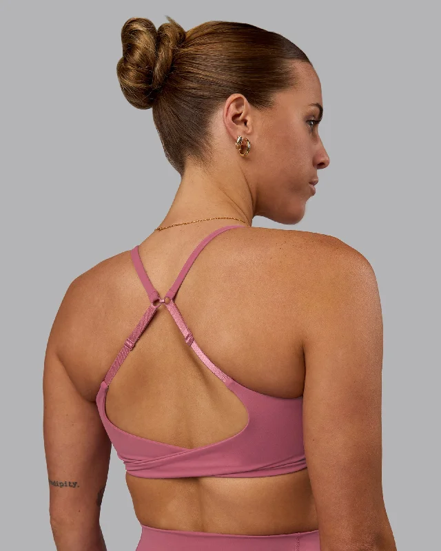 Weekend Discounts to Snag Twist Sports Bra - Mauve Haze